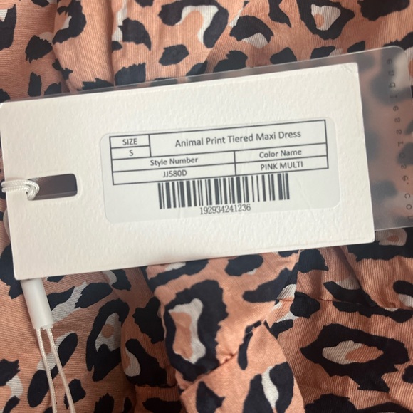 Endless Rose Animal Printed Ruffled Maxi Dress - Picture 4 of 11